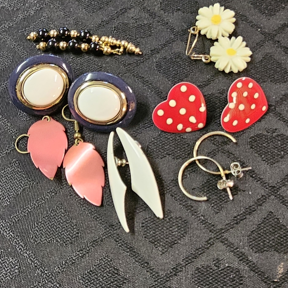Pierced Earrings Group